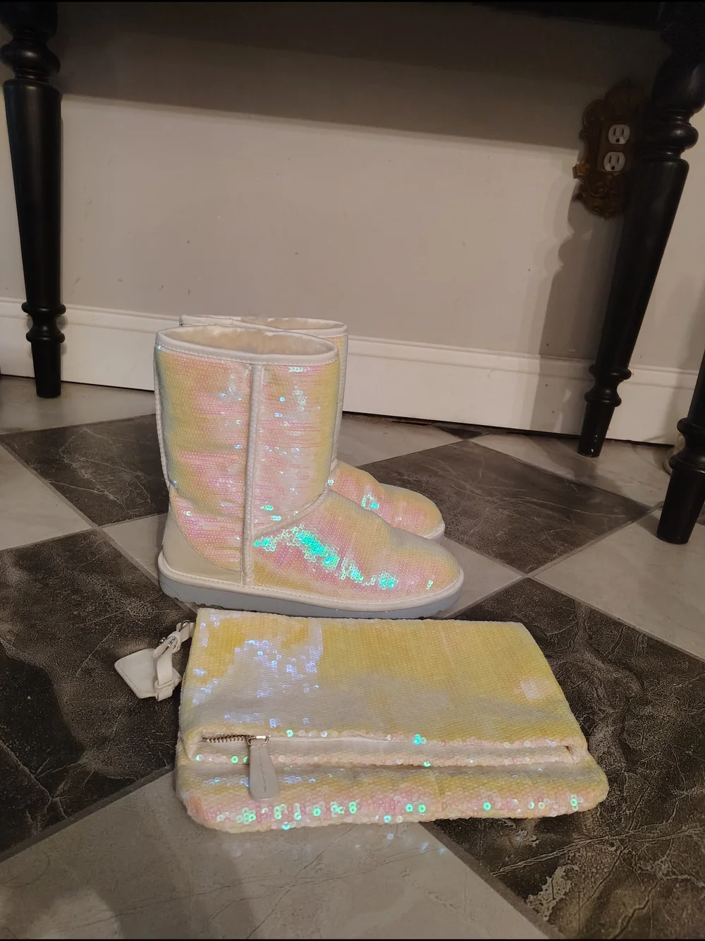 UGG Australia 